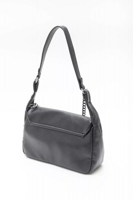 da01-black-3-1730829581
