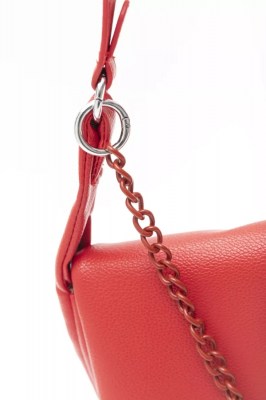 da01-red-3-600x900-1730830932