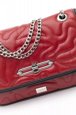 fe184-red-3-600x900-1730829023