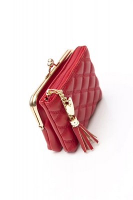 pc06-red-3-600x900-1732703109